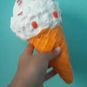 Meet your Posher, Katiuska